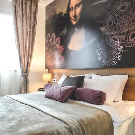 Mona Liza Apartman
